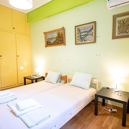 Ampelokipi metro st. 2 bedrooms 6 pers. apartment Atenas Exterior foto