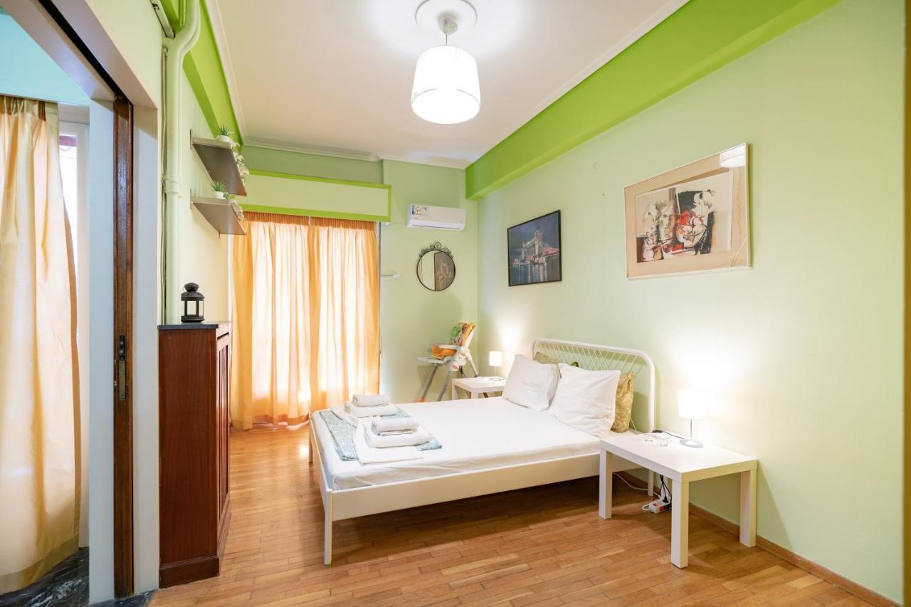 Ampelokipi metro st. 2 bedrooms 6 pers. apartment Atenas Exterior foto