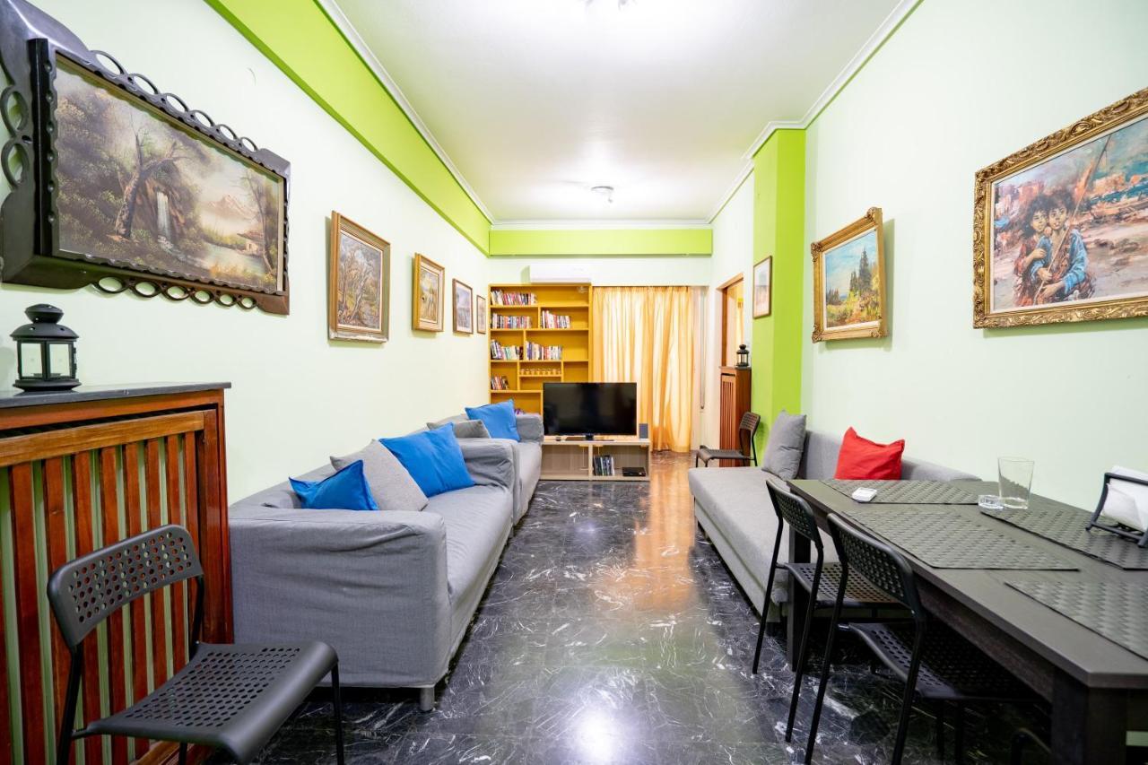Ampelokipi metro st. 2 bedrooms 6 pers. apartment Atenas Exterior foto