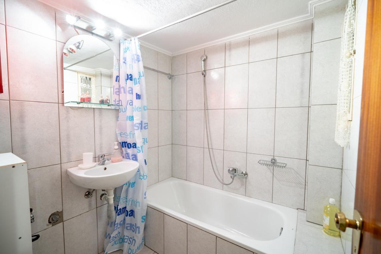 Ampelokipi metro st. 2 bedrooms 6 pers. apartment Atenas Exterior foto