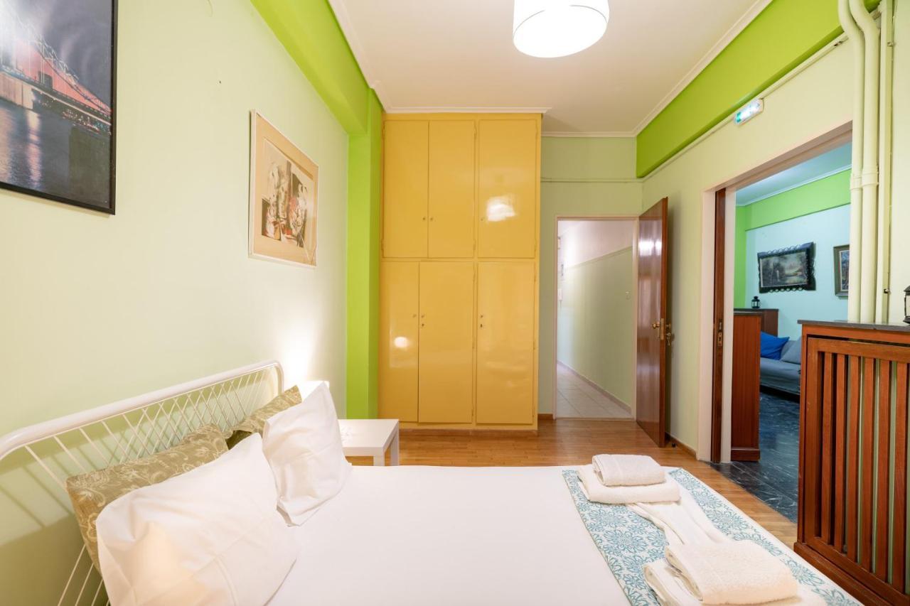 Ampelokipi metro st. 2 bedrooms 6 pers. apartment Atenas Exterior foto