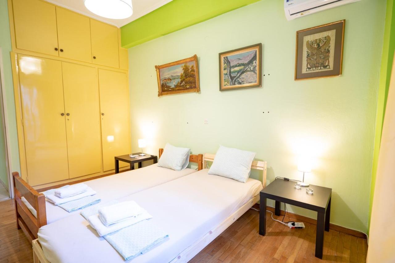 Ampelokipi metro st. 2 bedrooms 6 pers. apartment Atenas Exterior foto