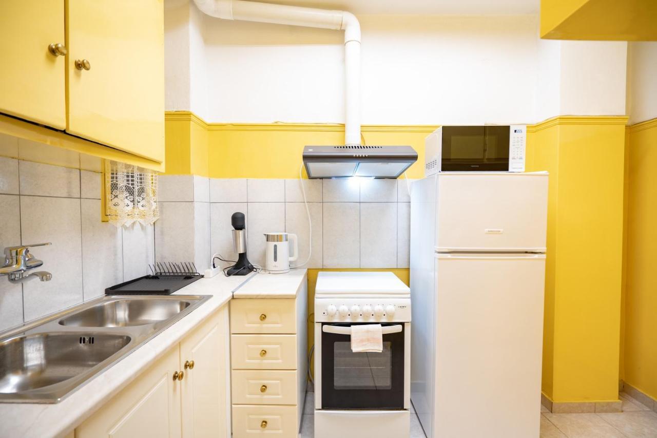Ampelokipi metro st. 2 bedrooms 6 pers. apartment Atenas Exterior foto